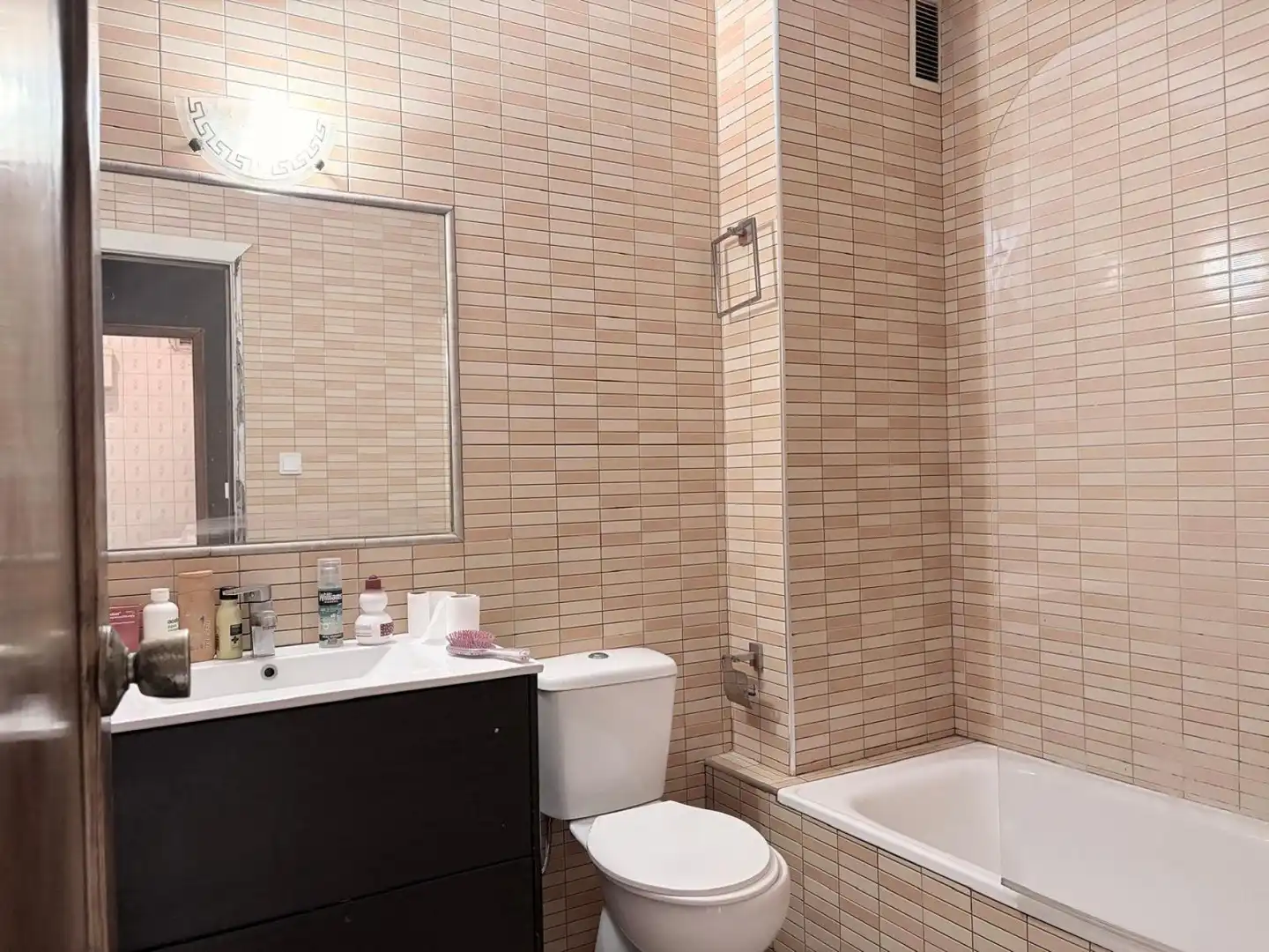 Baño de Piso en venta en Vigo  con Aire acondicionado y Calefacción
