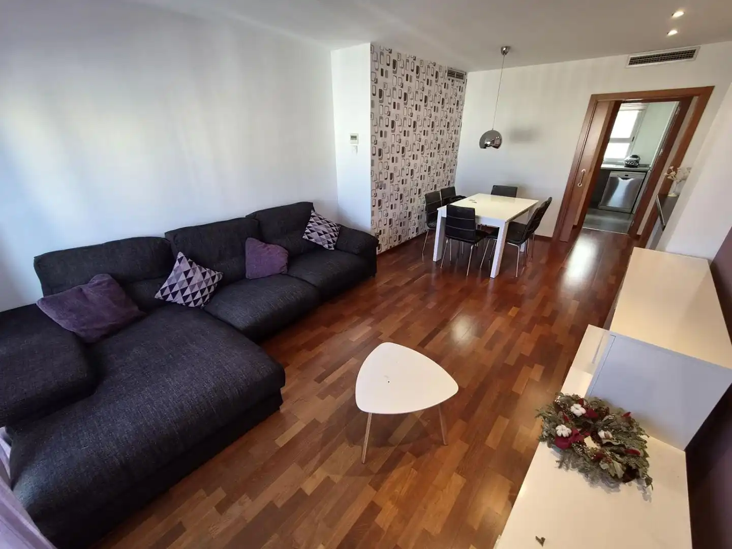 Sala d'estar de Pis de lloguer en Castellón de la Plana / Castelló de la Plana amb Aire condicionat, Calefacció i Parquet