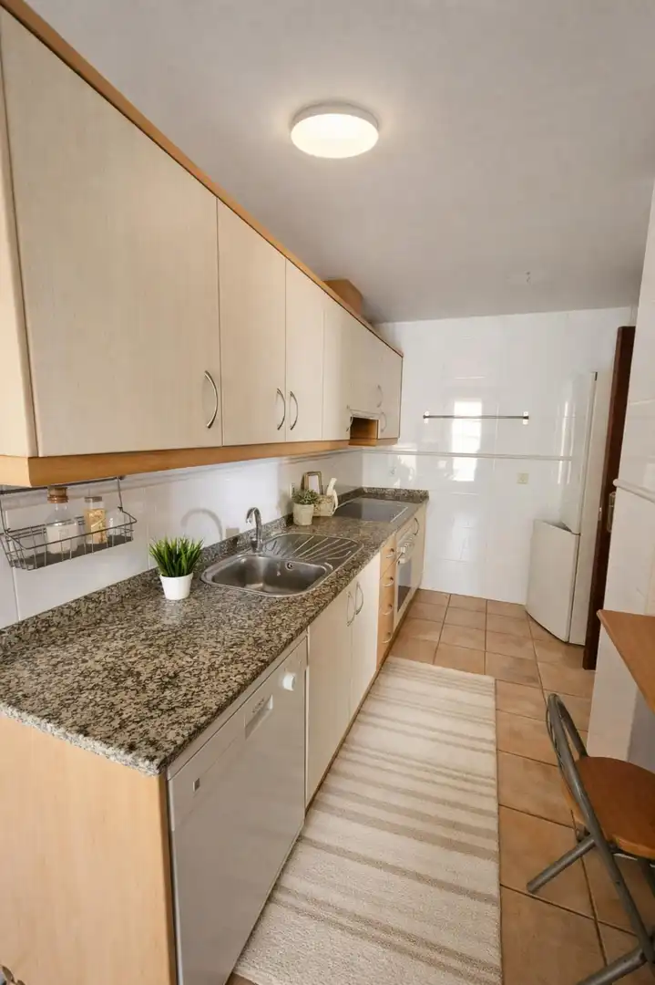 Piso en venta en Calle Kandinsky, El Tejar - Hacienda Bizcochero