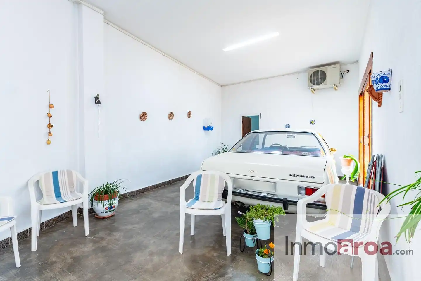 Vista exterior de Casa o xalet en venda en Bétera amb Terrassa i Traster