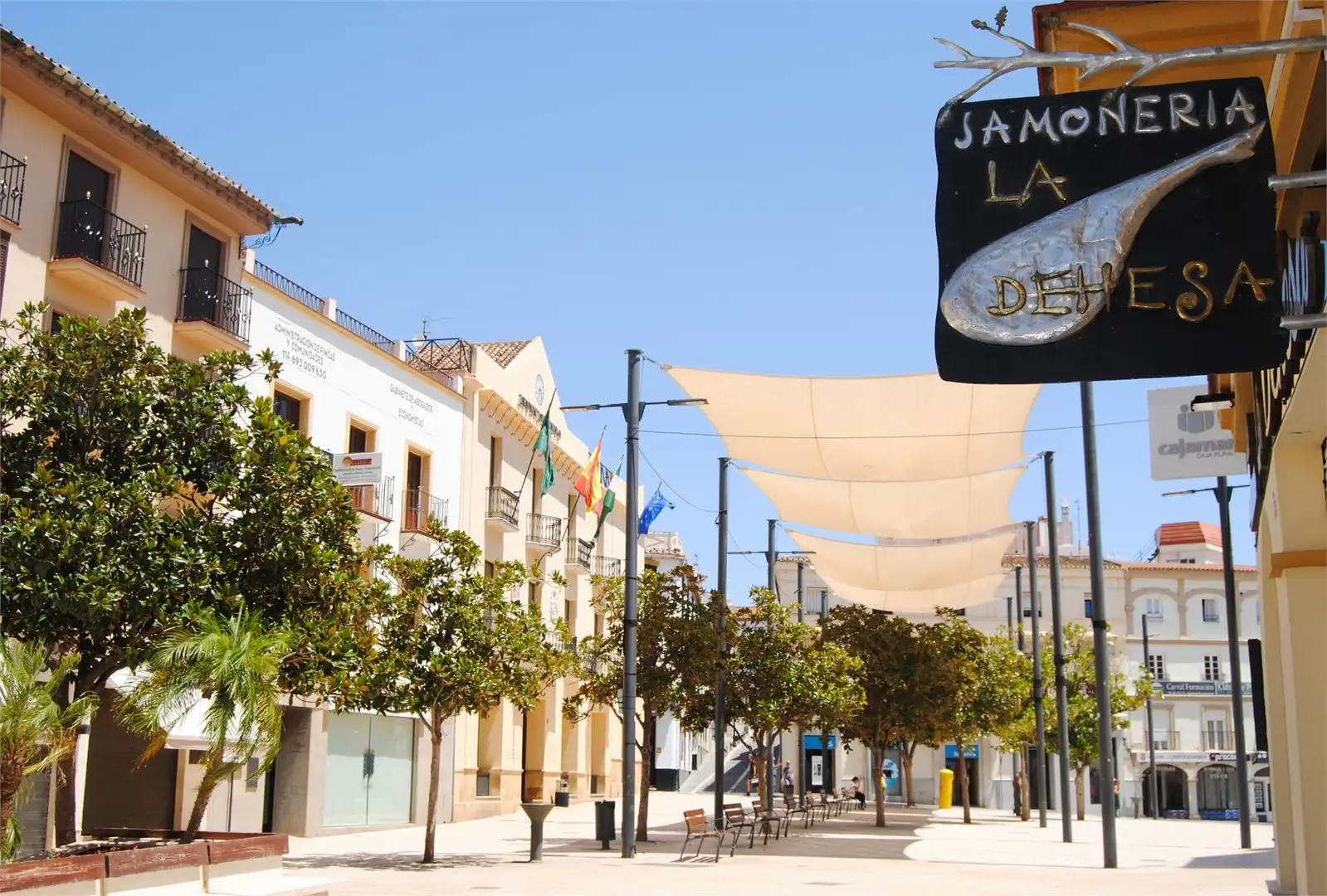 Vista exterior de Casa o xalet en venda en Vélez-Málaga amb Terrassa