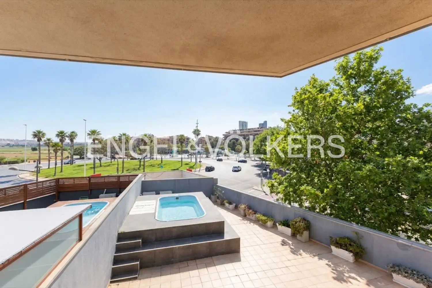 Terrace of Duplexes for sale in Valencia  with Air Conditioner, Heating and Private garden