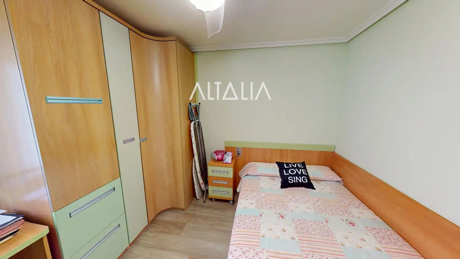 Habitación de Piso en venta en Cuenca con Calefacción y Trastero
