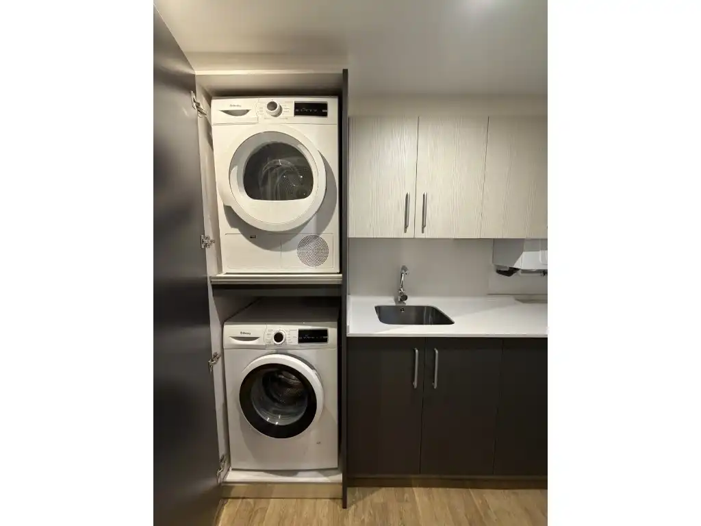 Flat for rent in Girona  with Air Conditioner, Heating and Oven