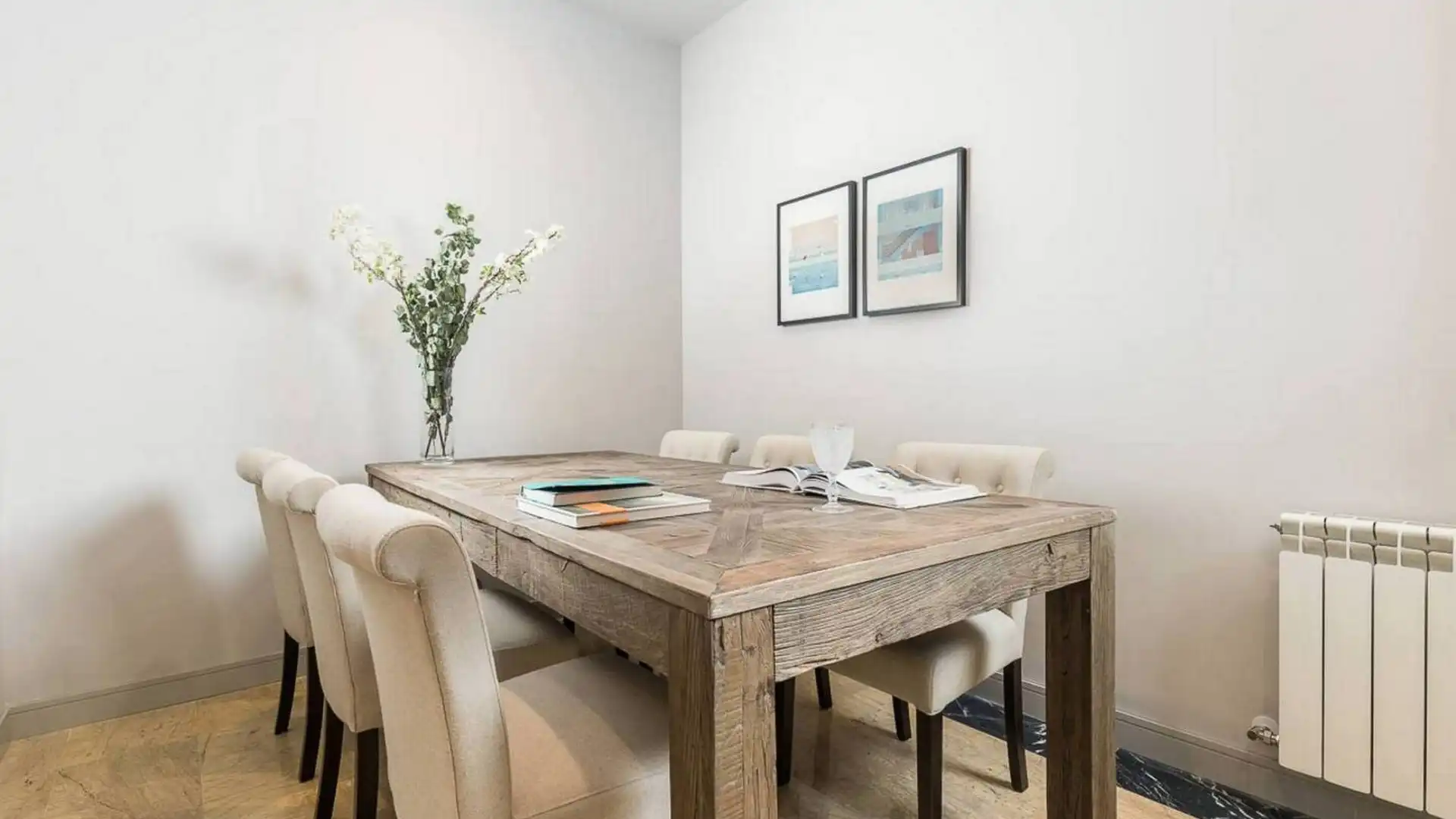 Apartments for rent in Trafalgar