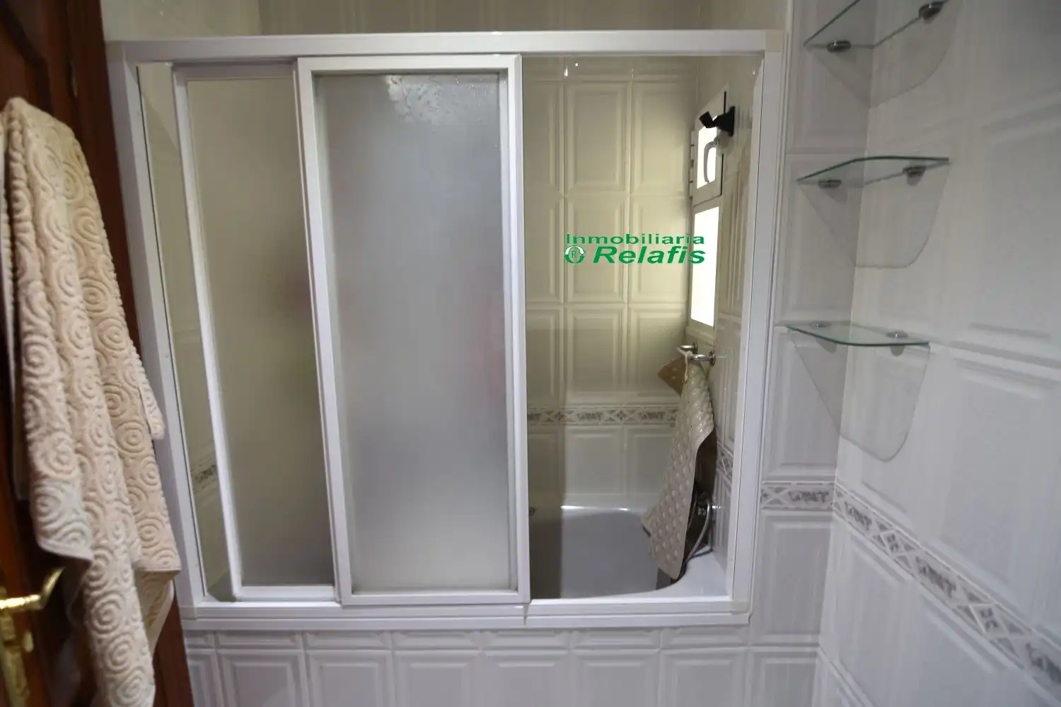Baño de Piso en venta en Ciudad Rodrigo con Calefacción y Balcón