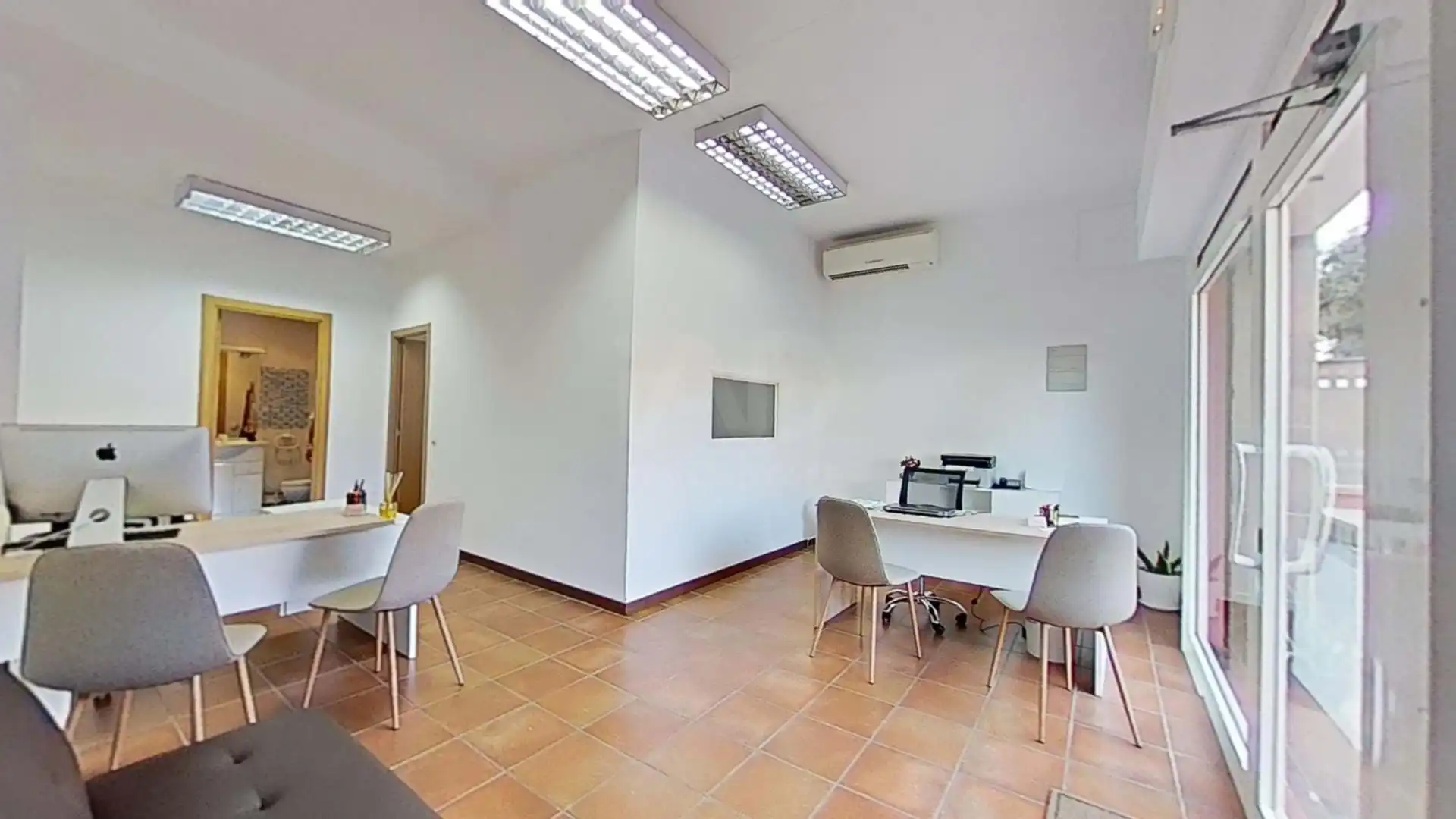 Local en venta en Calafell