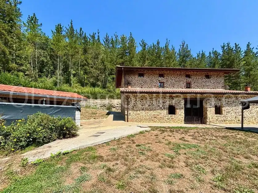 Vista exterior de Casa o chalet en venta en Artzentales con Calefacción y Balcón