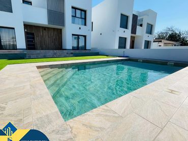 Xalet amb piscina en venda a Nueva Torrevieja - Aguas Nuevas