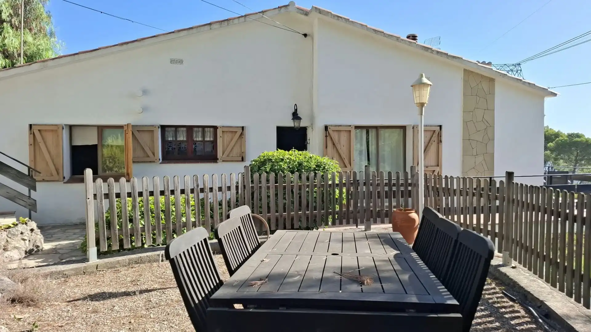 Casa con piscina in vendita a Vallirana