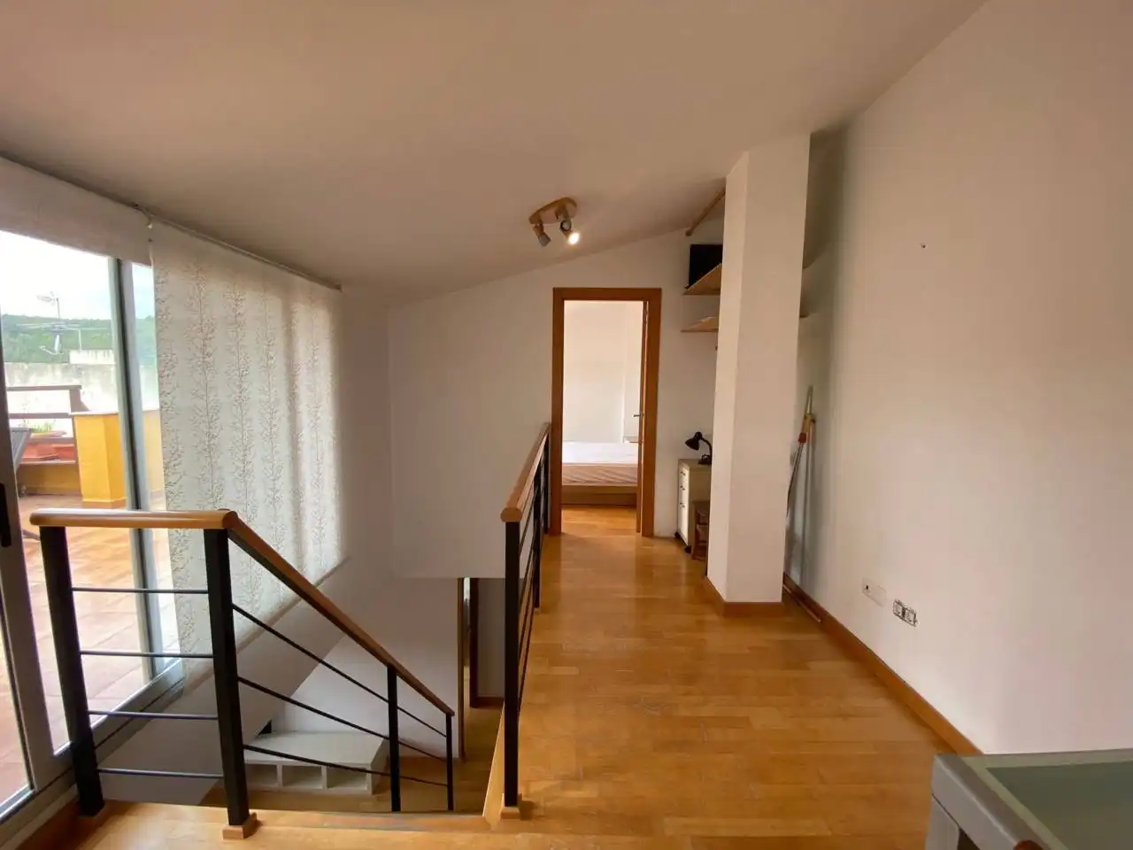 Piso en venta en Sant Quintí de Mediona con Calefacción, Parquet y Terraza
