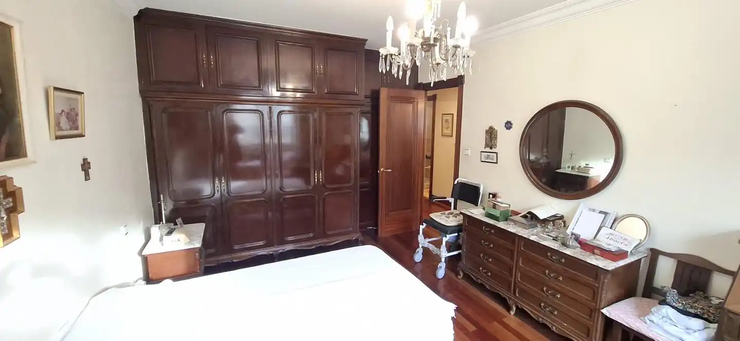 Piso con ascensor en venta en Calle Hernán Cortés, imagen 10
