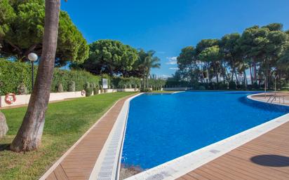 Swimming pool of Attic for sale in Cambrils  with Air Conditioner, Heating and Parquet flooring