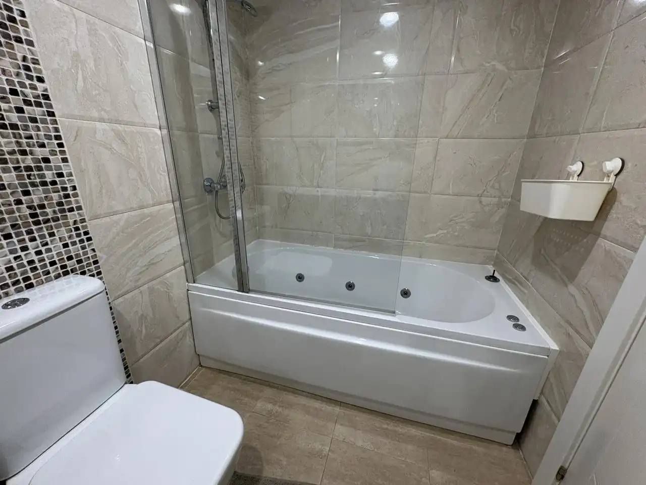 Bathroom of Detached homes for rent in Torrejón de Velasco, Madrid