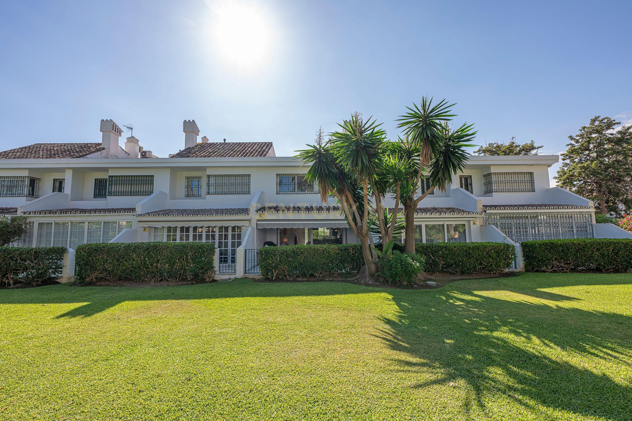 Single-family semi-detached for sale in Nueva Alcántara