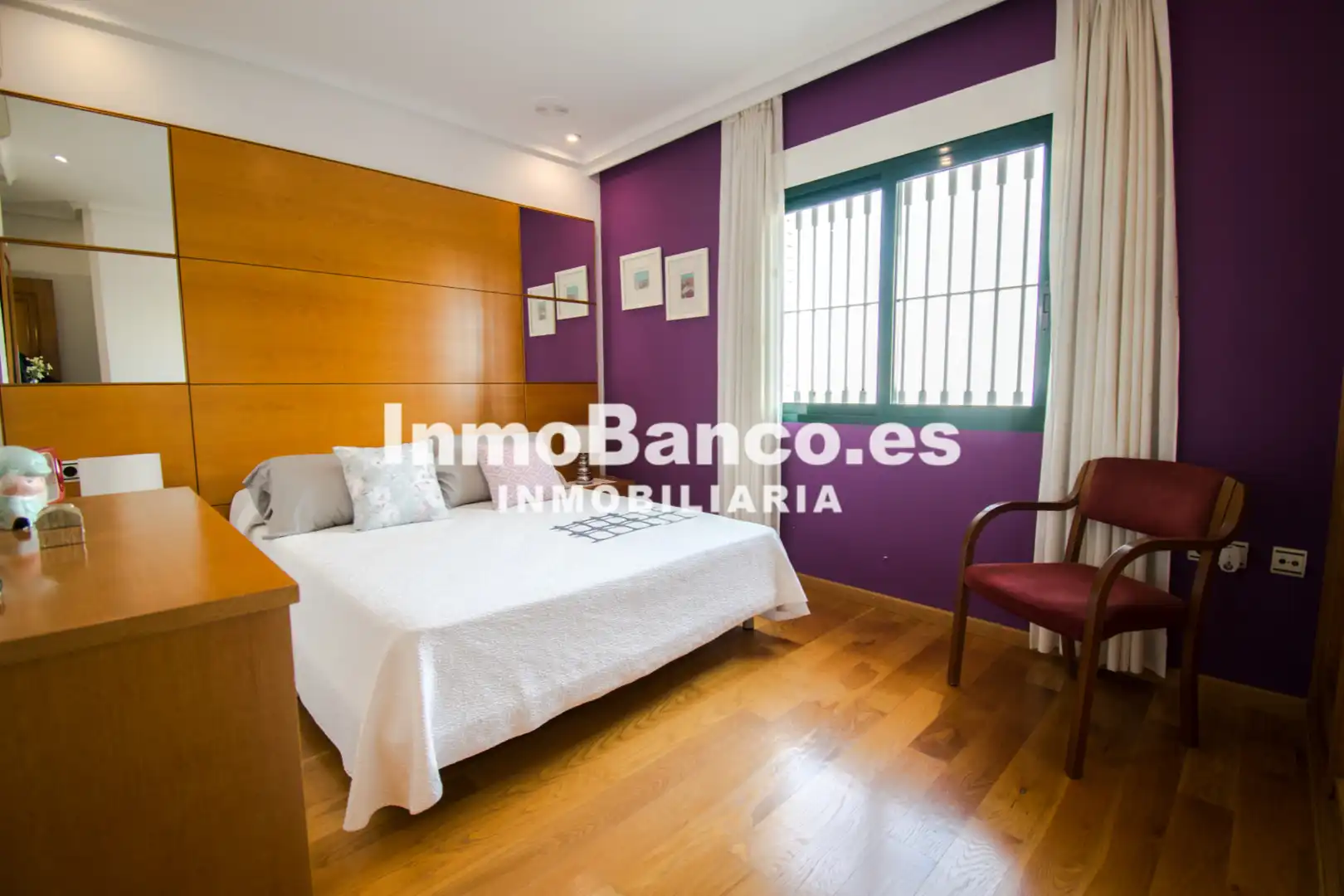 Habitación de Casa o chalet en venta en Chiva con Aire acondicionado, Calefacción y Jardín privado