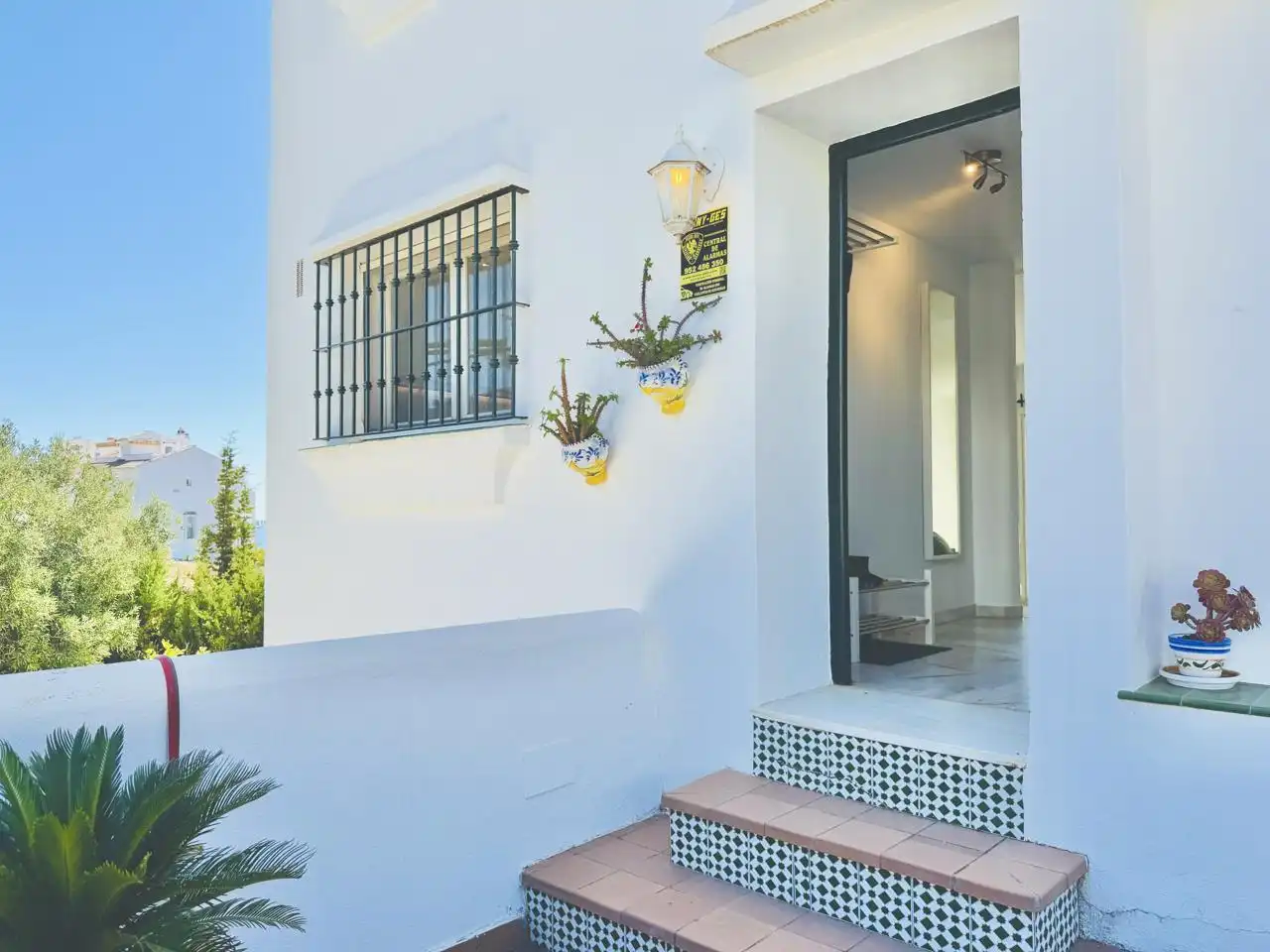 Casa pareada con piscina en venta en Urbanización La Casita Colorada, imagen 2
