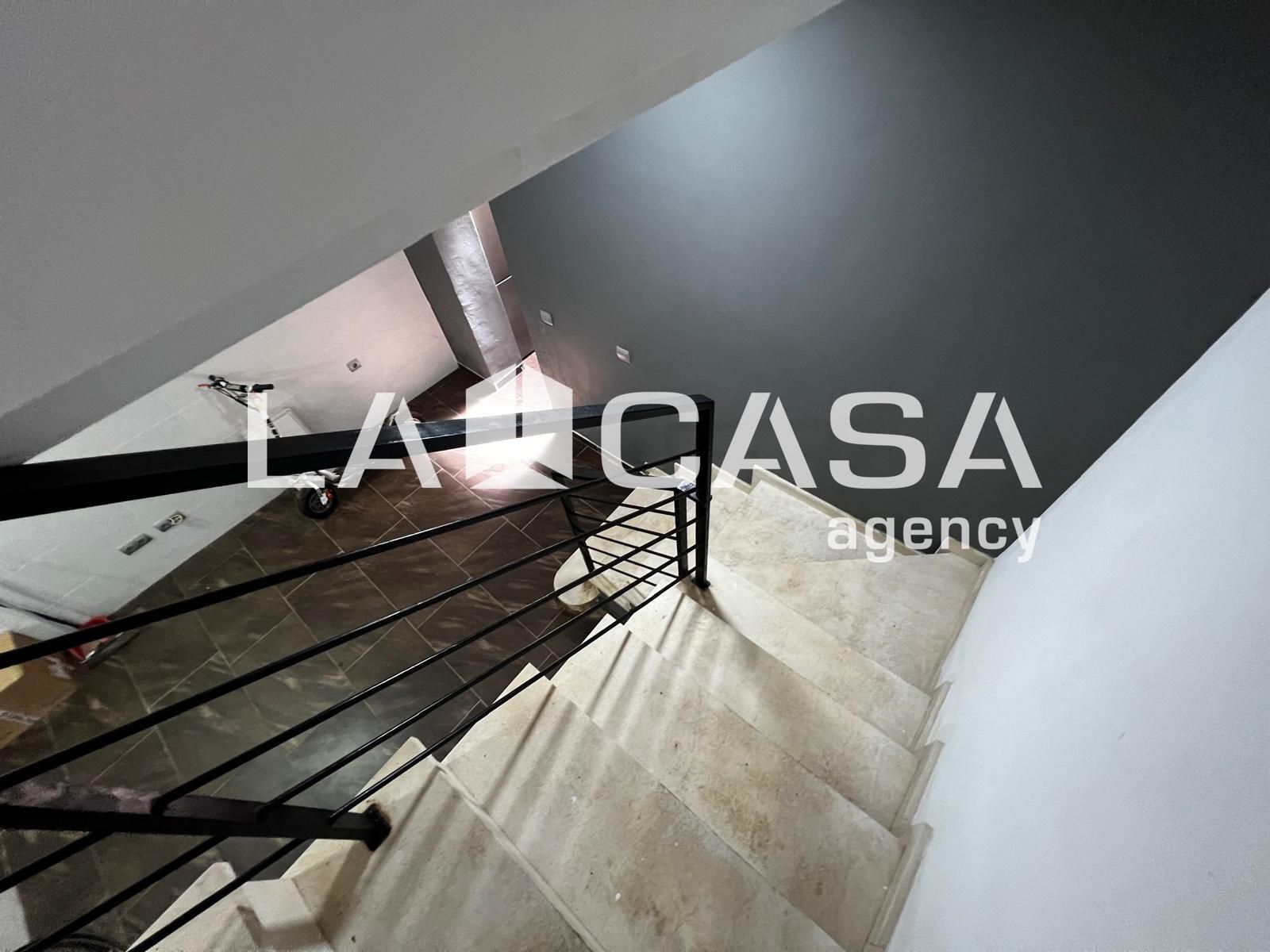 Casa o xalet en venda en Dos Hermanas amb Terrassa i Balcó