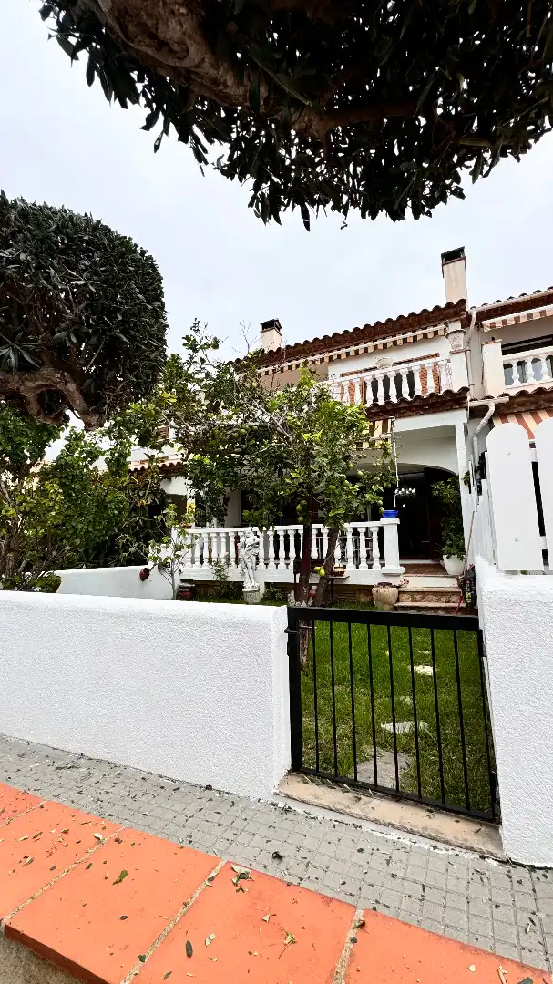 Jardí de Casa adosada en venda en Torredembarra amb Jardí privat, Terrassa i Traster
