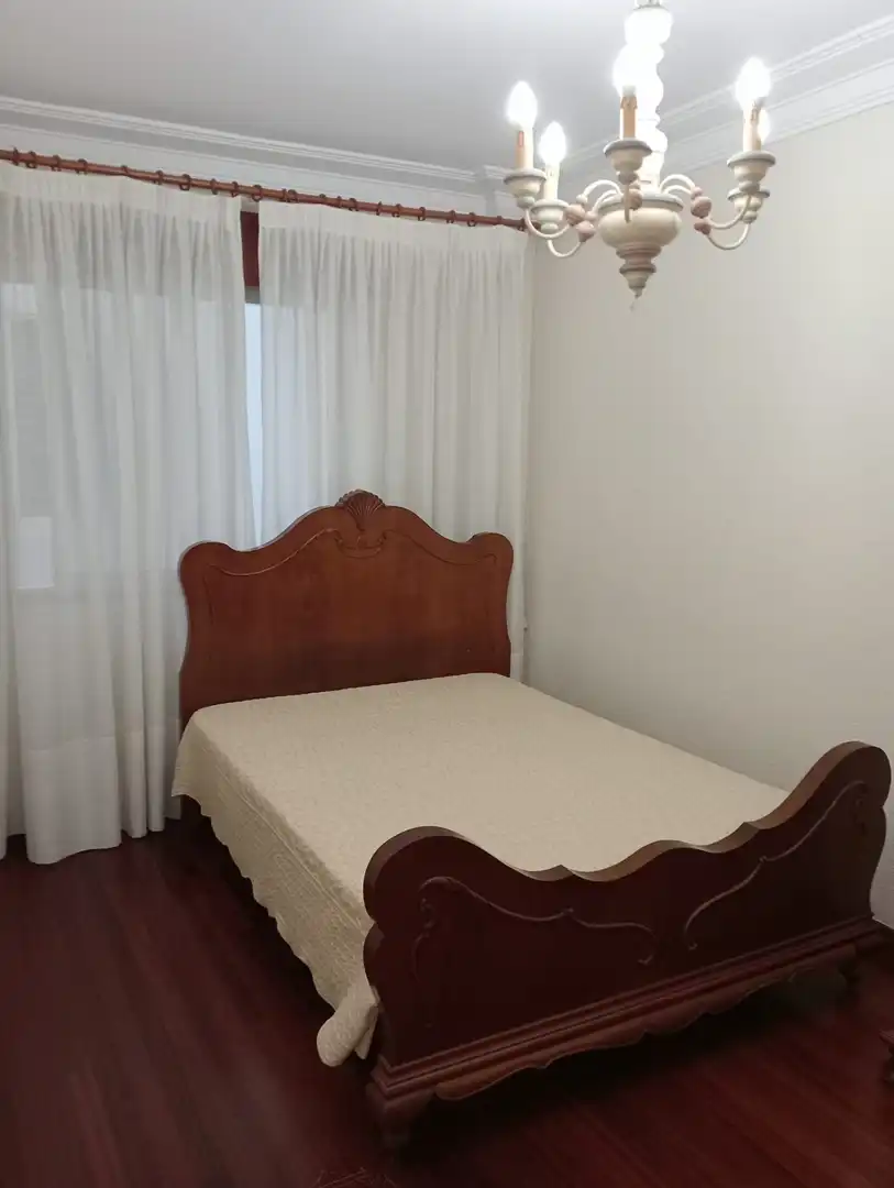 Habitación de Piso en venta en Torrelavega  con Calefacción y Parquet