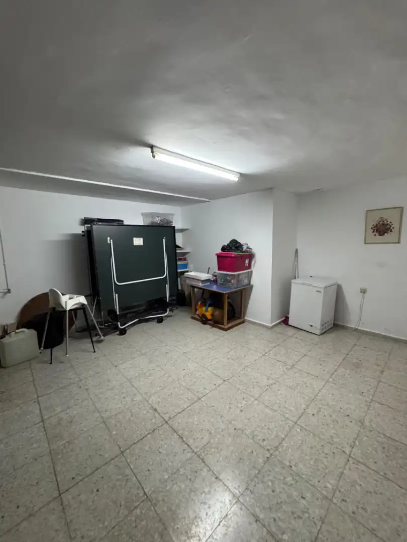 Casa adosada en venta en Centro - Calzada - Cabo Noval