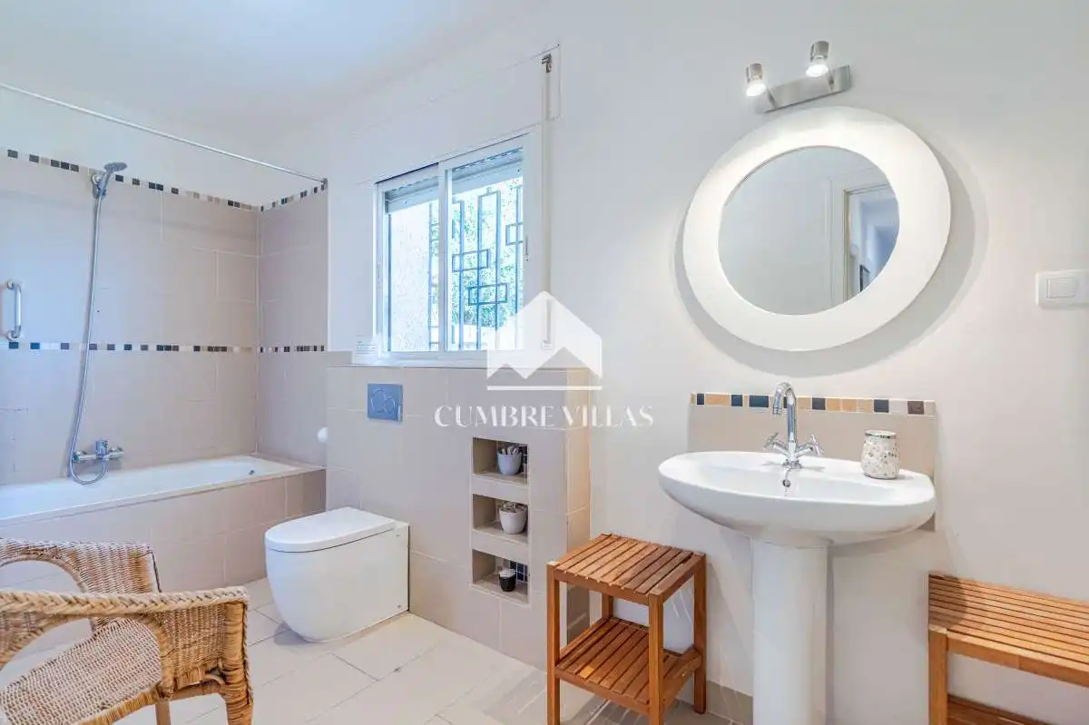 Bathroom of Houses for sale in Salobreña  with Private garden, Terrace and Internet