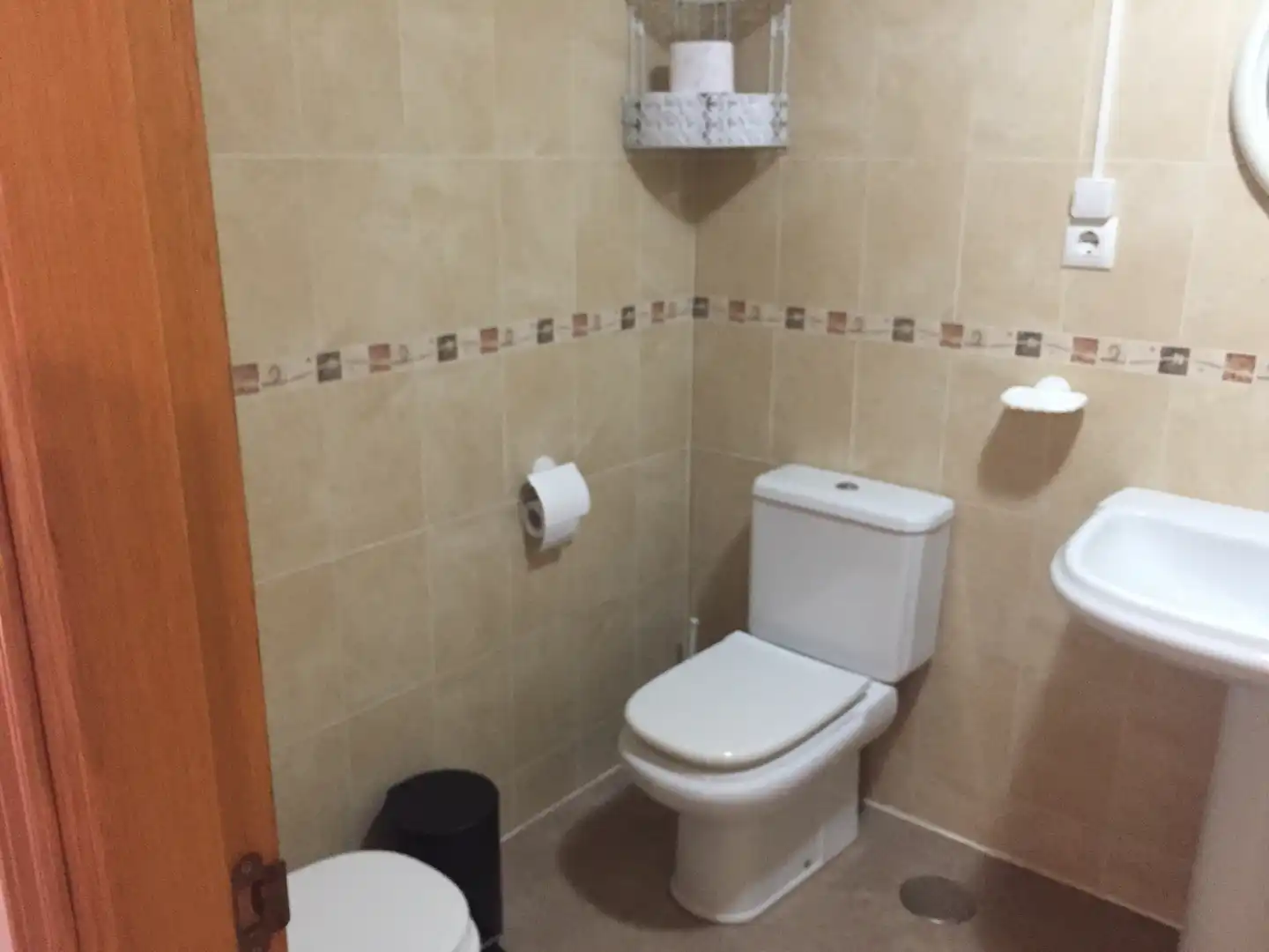 Badezimmer von Wohnungen zur Miete in Málaga mit Klimaanlage, Möbliert und Waschmaschine