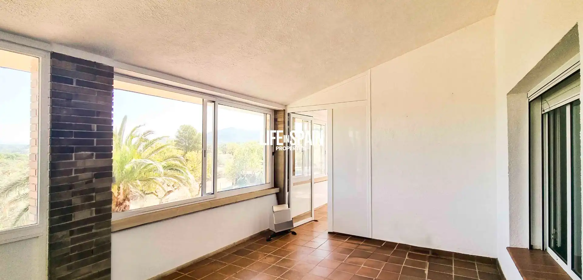 Habitación de Casa o chalet en venta en Ginestar con Calefacción, Jardín privado y Terraza