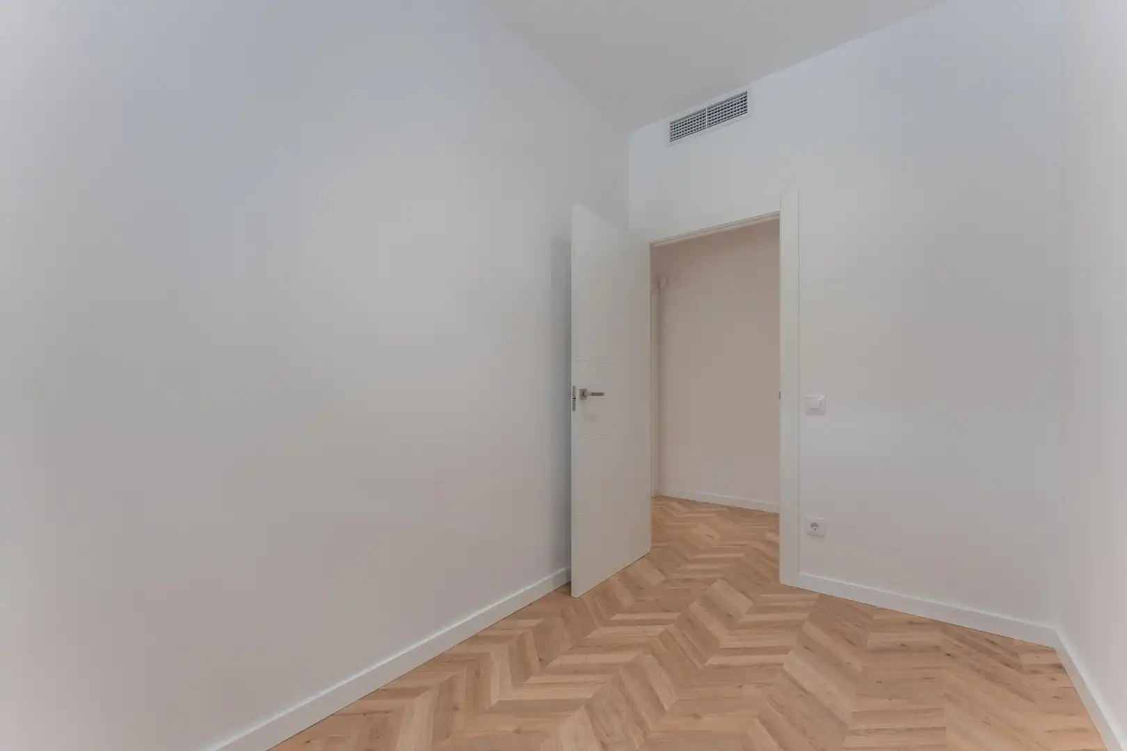 Erdgeschoss zum Verkauf in Montmeló mit Heizung und Balkon