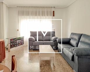 Living room of Flat to rent in  Albacete Capital  with Air Conditioner, Heating and Balcony