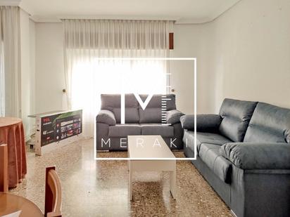 Living room of Flat to rent in  Albacete Capital  with Air Conditioner, Heating and Balcony