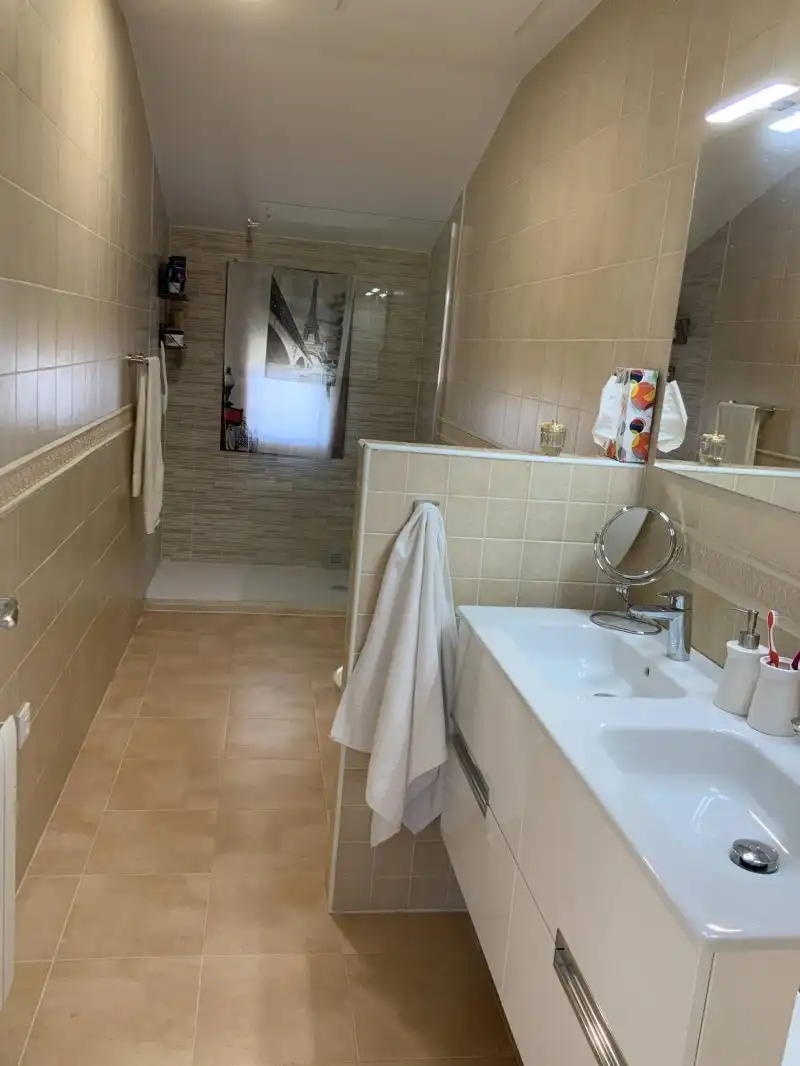Baño de Casa o chalet en venta en Santibáñez el Alto con Aire acondicionado, Calefacción y Terraza