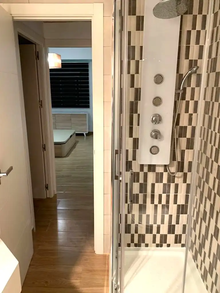 Wohnung zur Miete in Sur