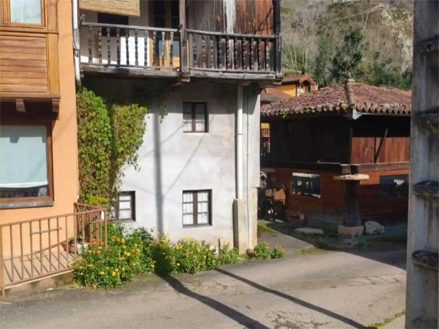 Vista exterior de Pis en venda en Amieva