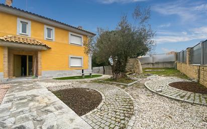 Vista exterior de Casa o xalet en venda en Galapagar amb Calefacció, Jardí privat i Piscina