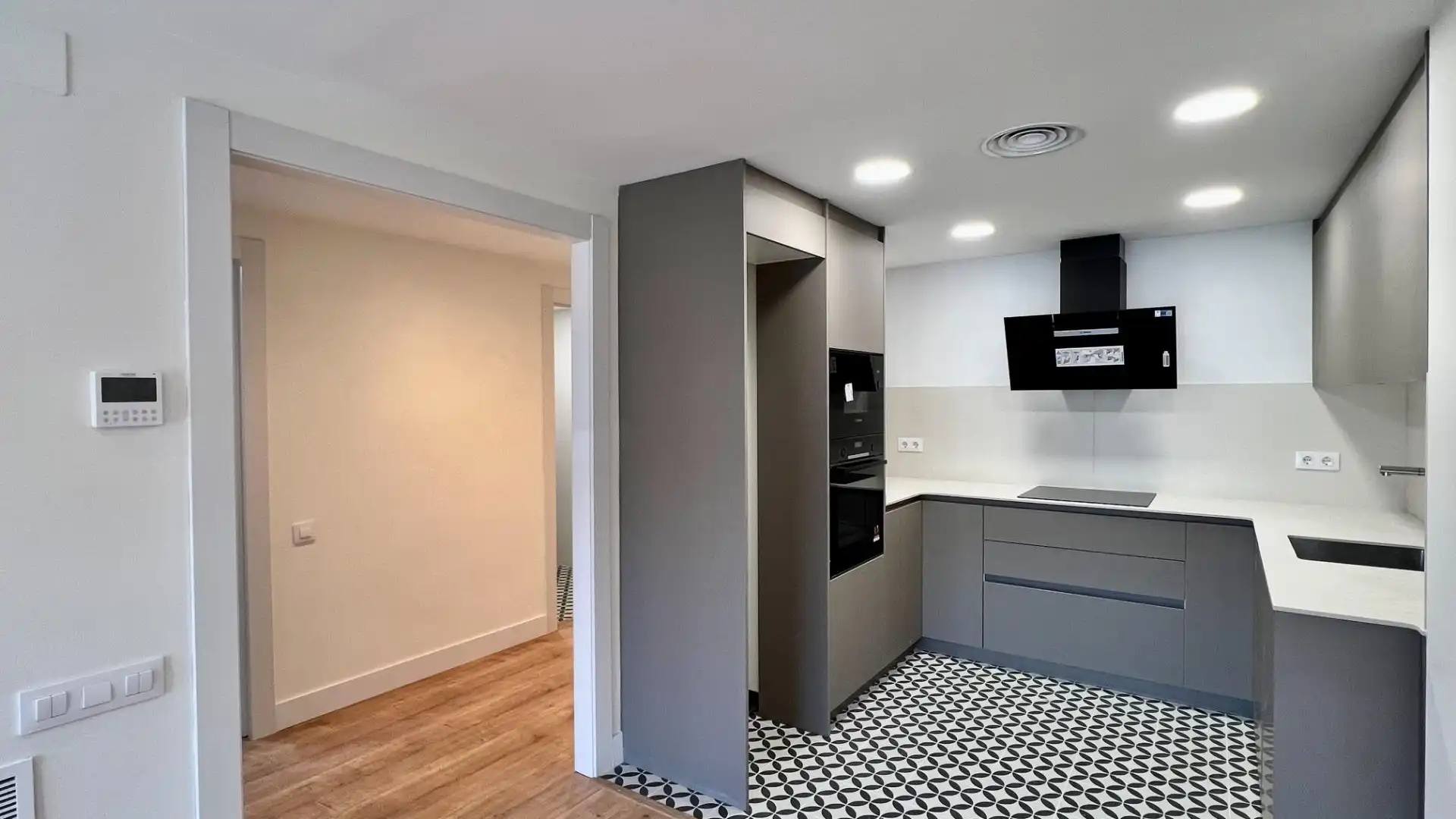 Cuina de Pis en venda en Sabadell amb Aire condicionat, Traster i Balcó