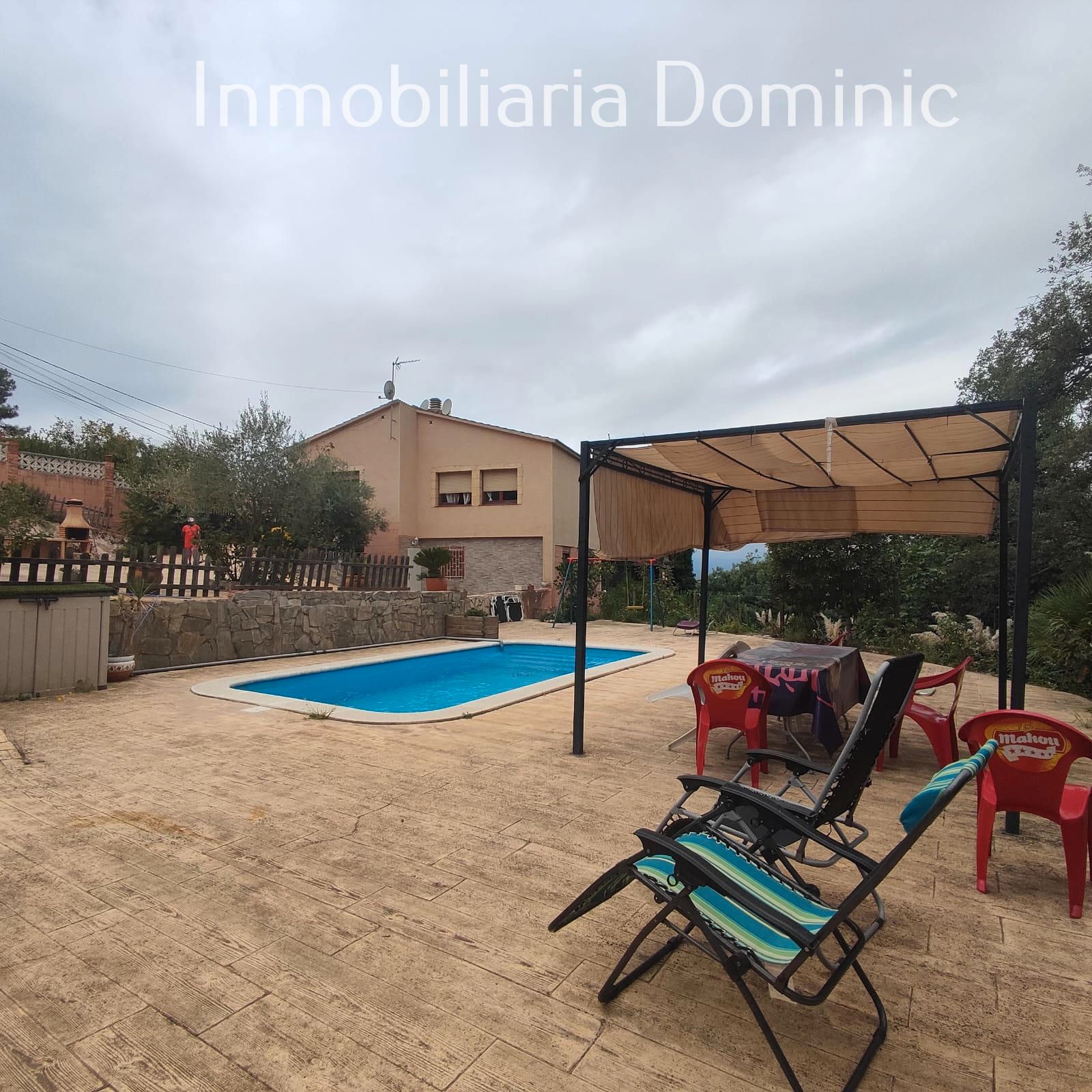 Casa o chalet en venta en Carrer Santa Elena, Montbarbat