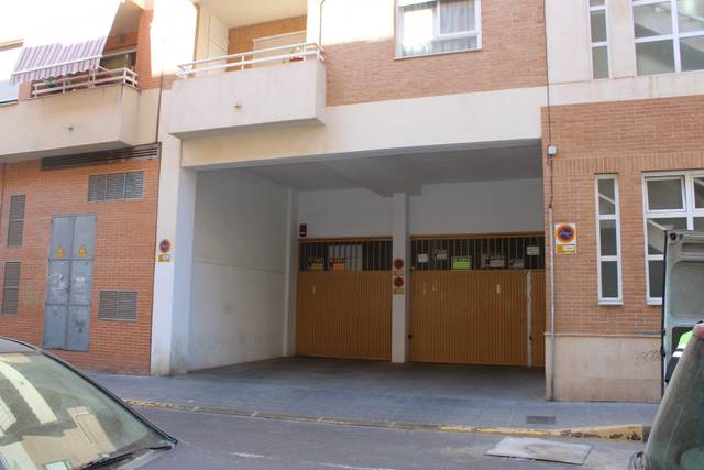 Garaje en Venta en Florida Baja