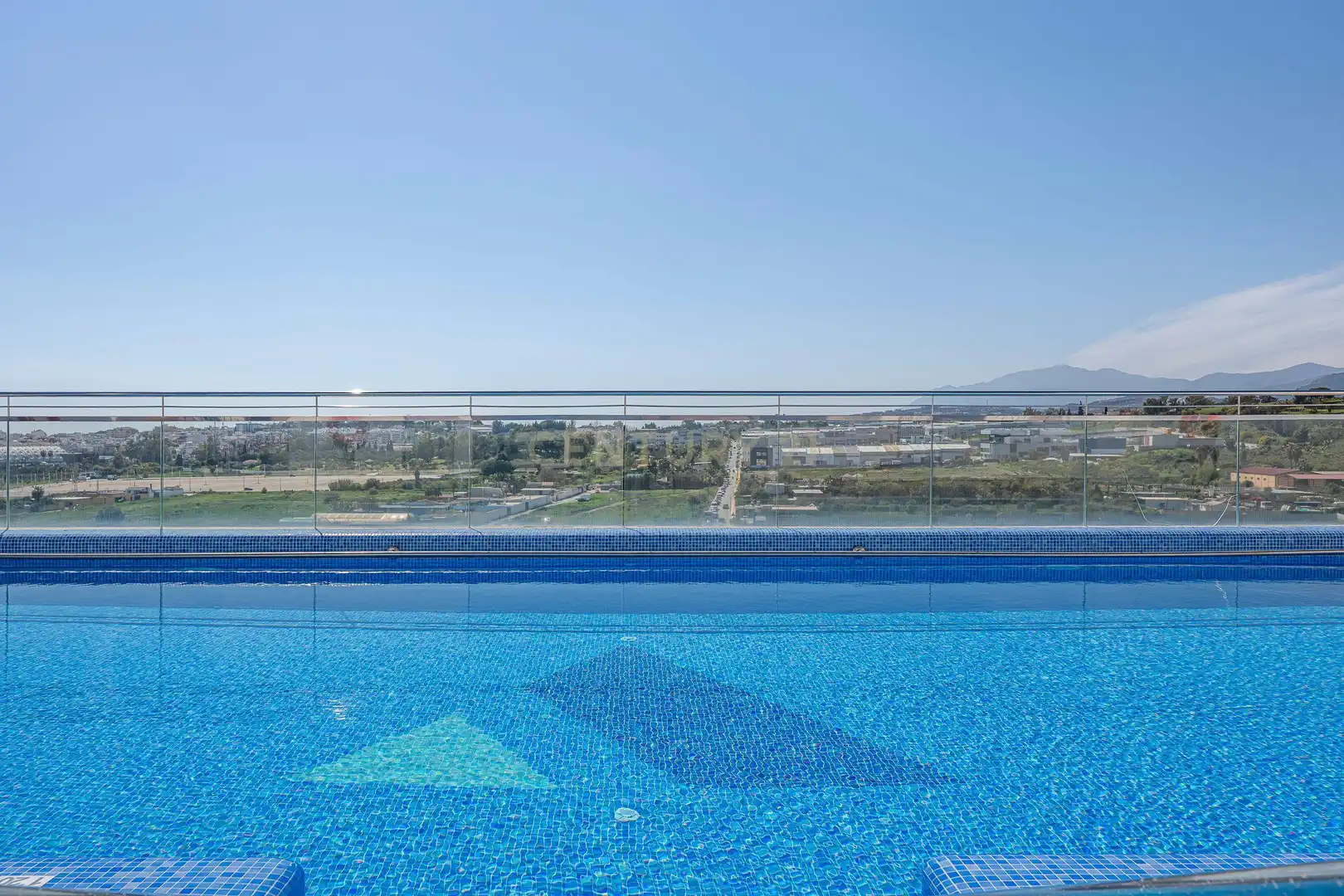 Piscina de Apartament en venda en Marbella amb Aire condicionat, Traster i Piscina