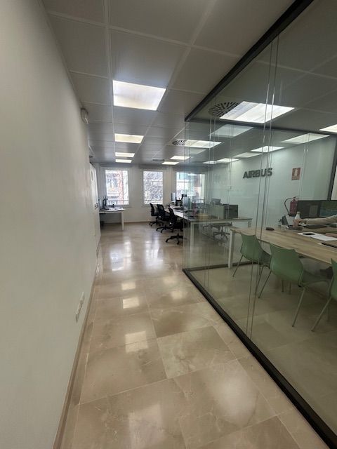 Office to rent in  Barcelona Capital  with Air Conditioner and Storage room