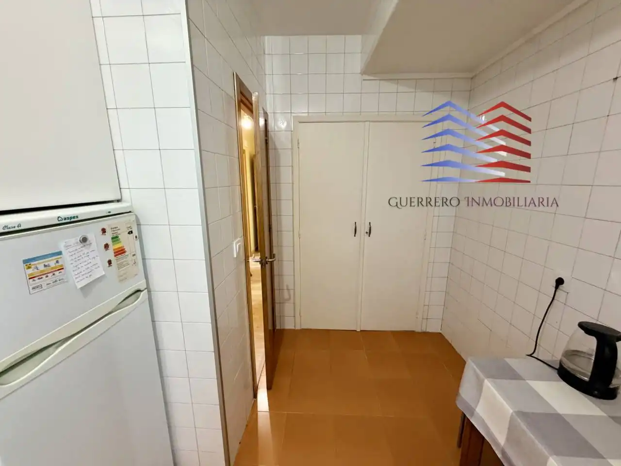 Küche von Wohnungen zur Miete in Ourense Capital  mit Heizung, Parkett und Möbliert