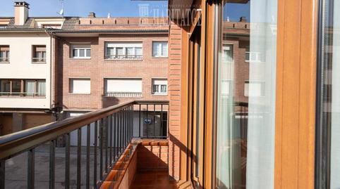 Foto 5 de Casa o chalet en venta en Calle Joan Vinyolí, Caputxins - Ambulatori, Vic