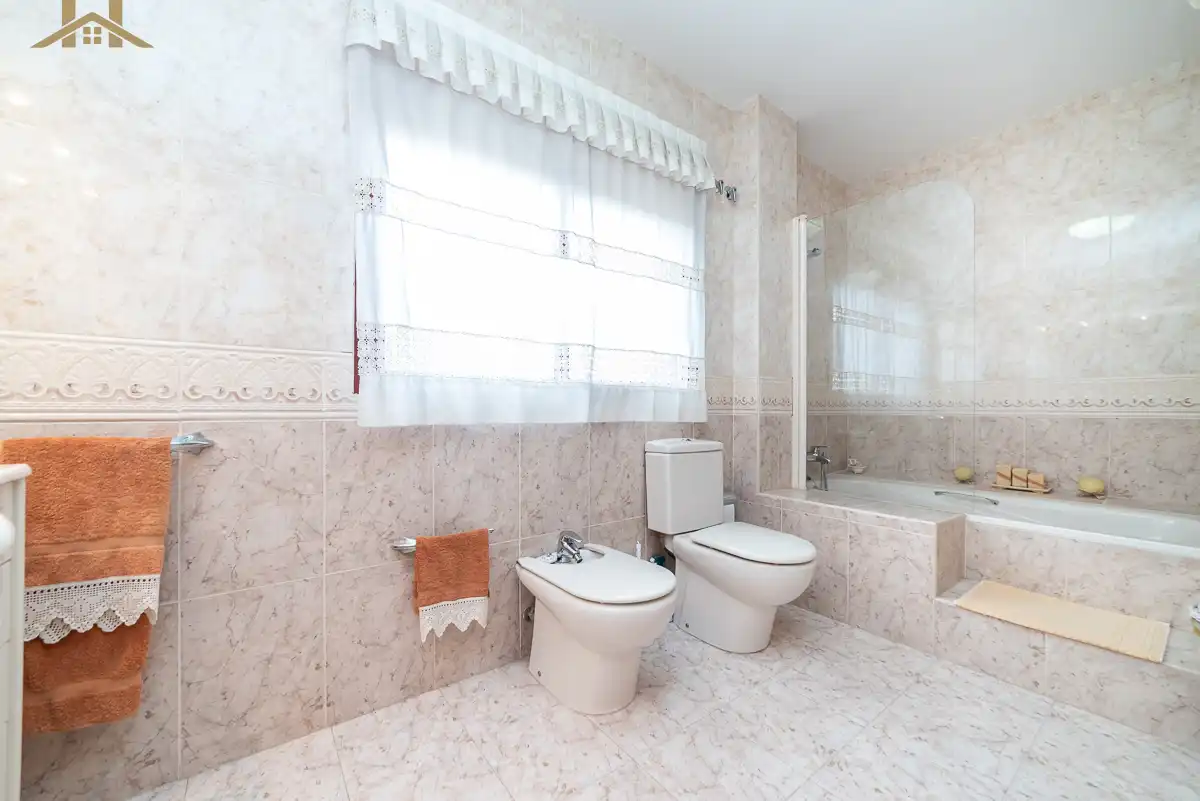 Baño de Casa o chalet en venta en Cubas de la Sagra con Calefacción, Jardín privado y Piscina