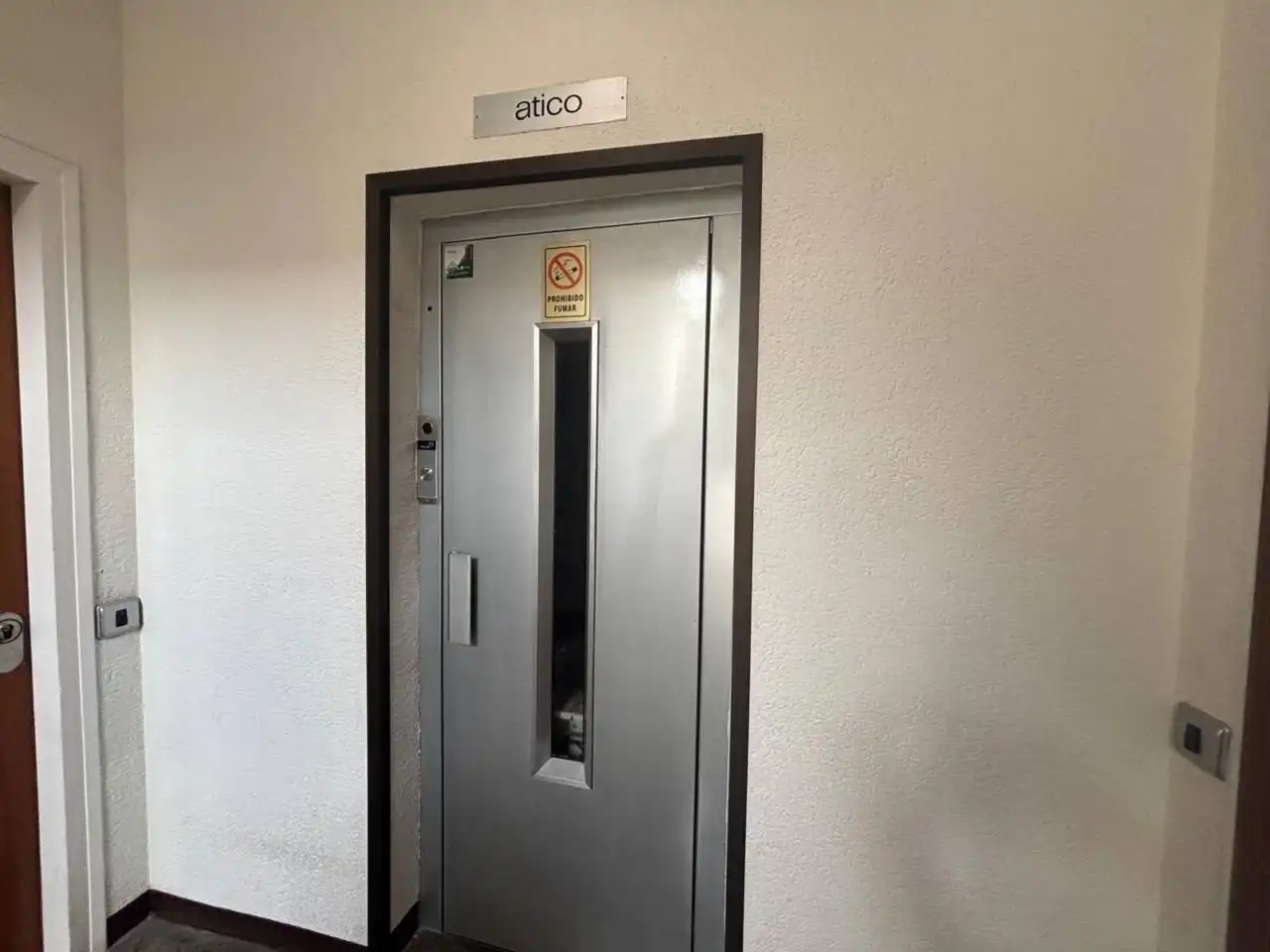Ático en venta en Vilanova i la Geltrú con Aire acondicionado, Calefacción y Parquet