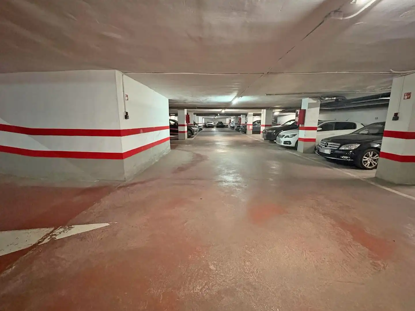 Parkplatz von Wohnung zum Verkauf in Alicante / Alacant mit Klimaanlage, Heizung und Terrasse