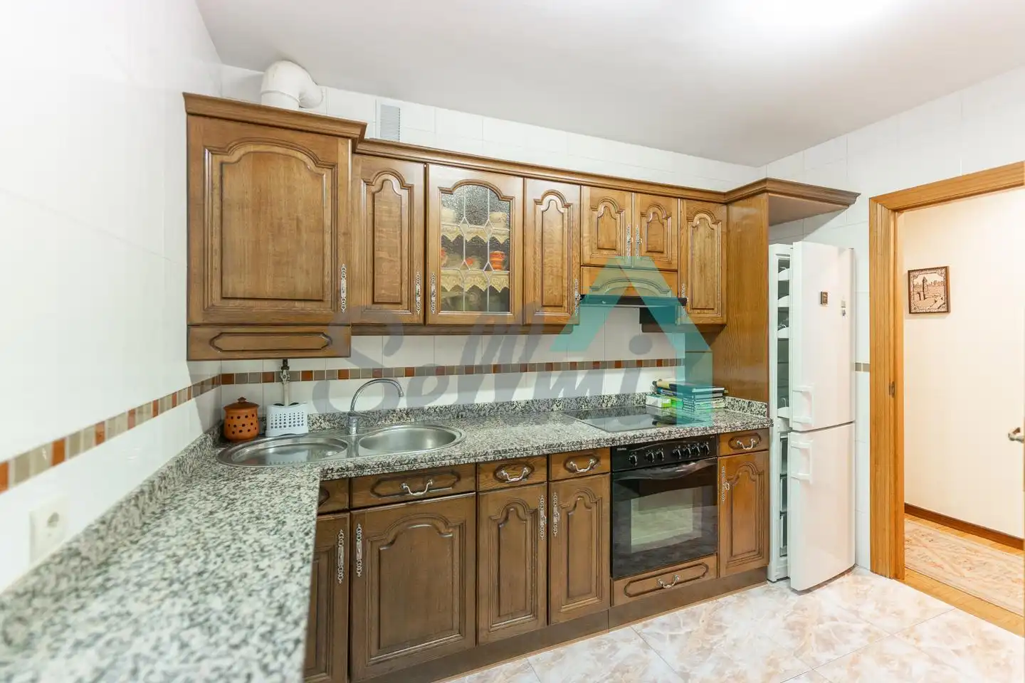 Cocina de Piso de alquiler en Oviedo  con Calefacción, Parquet y Terraza