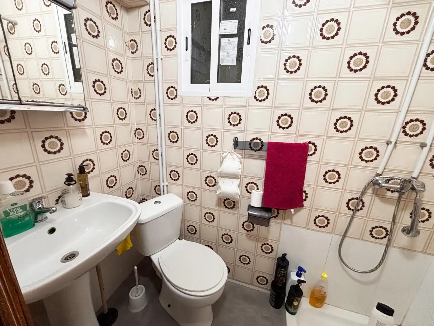 Baño de Piso en venta en Valencia con Amueblado