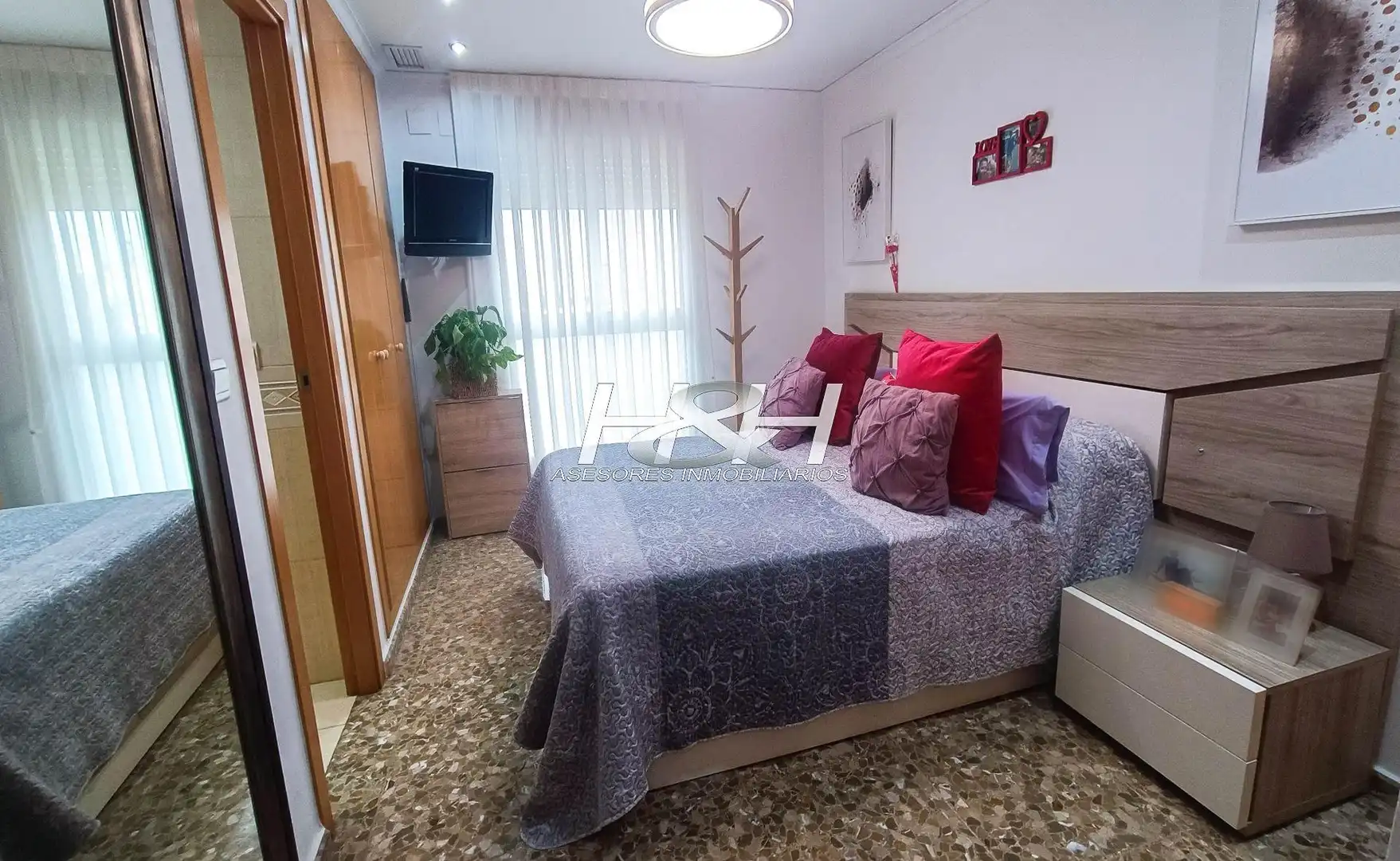 Habitación de Piso en venta en Valencia con Trastero y Balcón