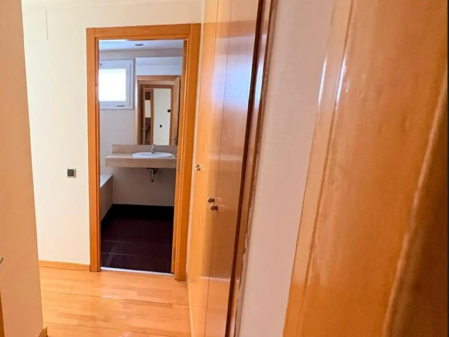 Bany de Pis en venda en Vilafant amb Terrassa i Traster