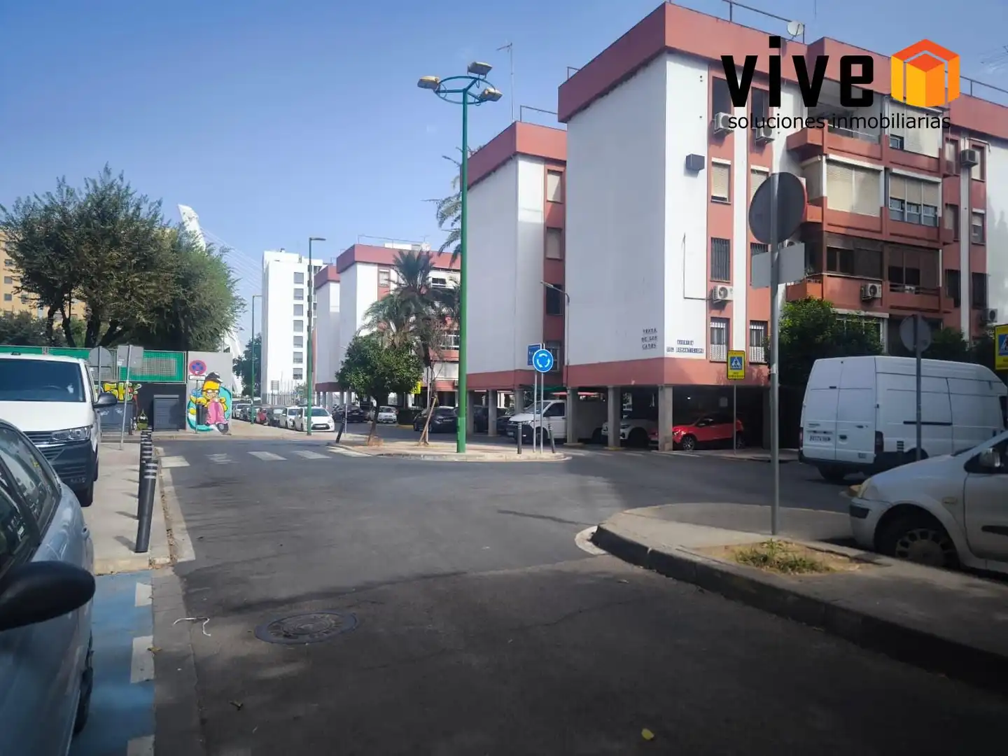 Vista exterior de Piso en venta en Sevilla con Aire acondicionado, Terraza y Amueblado